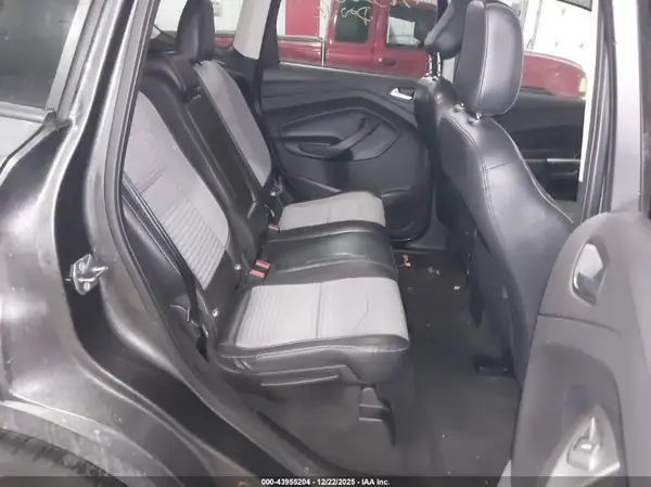 1FMCU9GD5JUC74704 2018 FORD ESCAPE - Image 8