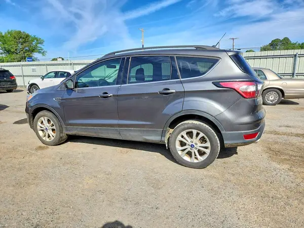 1FMCU9GD5JUC78249 2018 FORD ESCAPE - Image 2