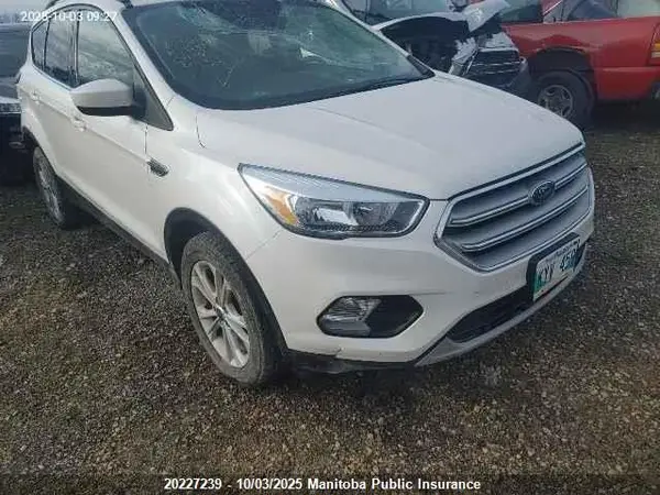 1FMCU9GD5JUC81104 2018 FORD ESCAPE - Image 2