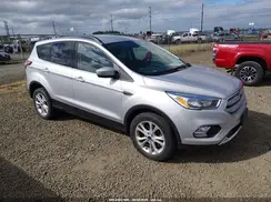 1FMCU9GD5JUD08687 2018 FORD ESCAPE