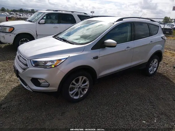 1FMCU9GD5JUD08687 2018 FORD ESCAPE - Image 2