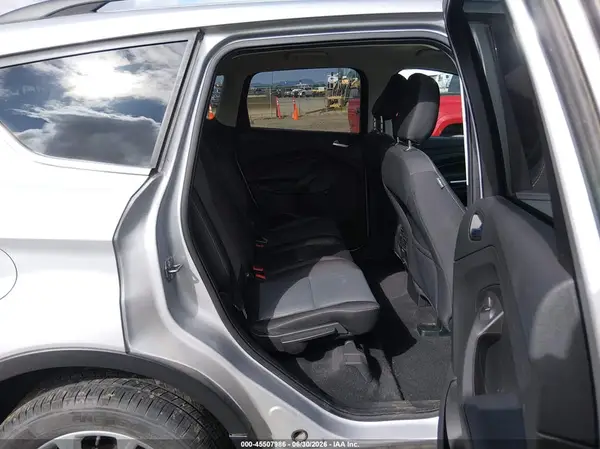 1FMCU9GD5JUD08687 2018 FORD ESCAPE - Image 8