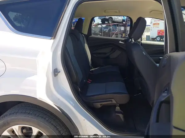 1FMCU9GD5JUD08690 2018 FORD ESCAPE - Image 8