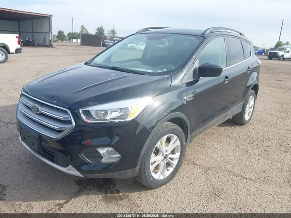1FMCU9GD5JUD08852 2018 FORD ESCAPE - Image 2
