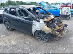 1FMCU9GD5JUD13050 2018 FORD ESCAPE