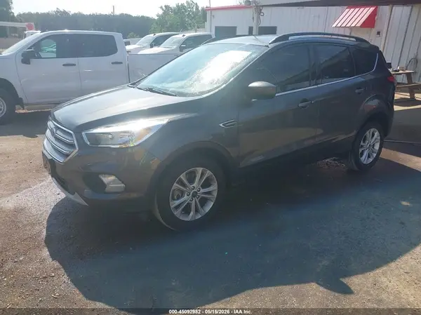 1FMCU9GD5JUD31094 2018 FORD ESCAPE - Image 2
