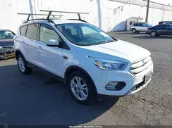 1FMCU9GD5JUD37087 2018 FORD ESCAPE