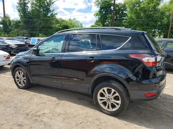 1FMCU9GD5JUD38062 2018 FORD ESCAPE - Image 2