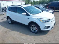 1FMCU9GD5JUD48476 2018 FORD ESCAPE