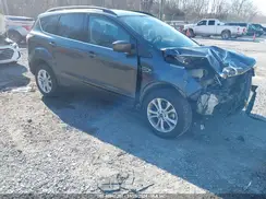 1FMCU9GD5JUD51782 2018 FORD ESCAPE