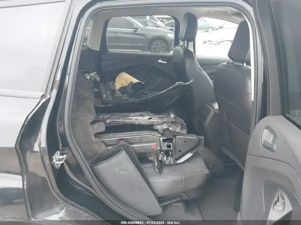 1FMCU9GD5JUD60532 2018 FORD ESCAPE - Image 8