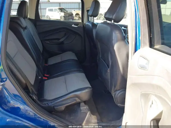 1FMCU9GD5KUA21304 2019 FORD ESCAPE - Image 8