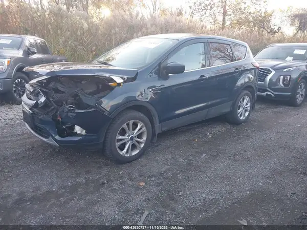 1FMCU9GD5KUA39608 2019 FORD ESCAPE - Image 2