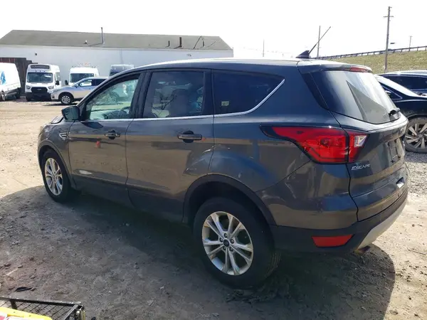 1FMCU9GD5KUA45179 2019 FORD ESCAPE - Image 2