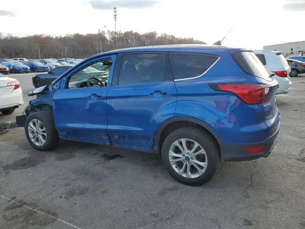 1FMCU9GD5KUA45862 2019 FORD ESCAPE - Image 2