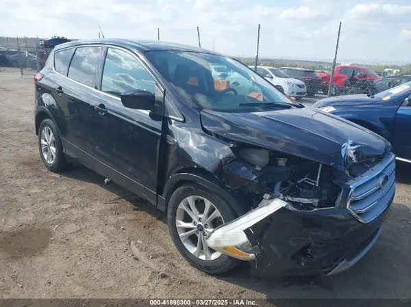 1FMCU9GD5KUA53234 2019 FORD ESCAPE - Image 1