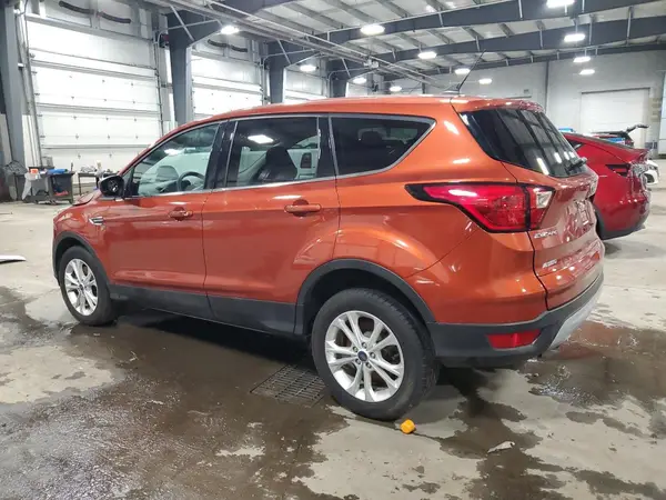 1FMCU9GD5KUA63410 2019 FORD ESCAPE - Image 2