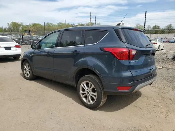 1FMCU9GD5KUA65075 2019 FORD ESCAPE - Image 2