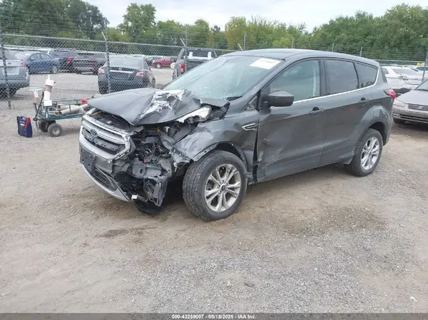 1FMCU9GD5KUA78148 2019 FORD ESCAPE - Image 2