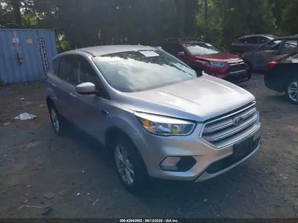 1FMCU9GD5KUA84581 2019 FORD ESCAPE - Image 1