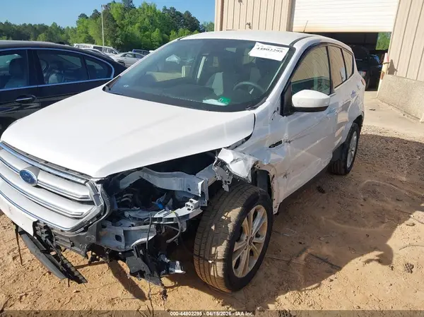 1FMCU9GD5KUA91708 2019 FORD ESCAPE - Image 2