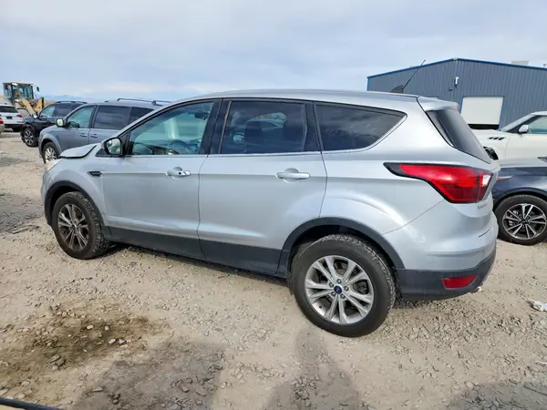 1FMCU9GD5KUB25226 2019 FORD ESCAPE - Image 2