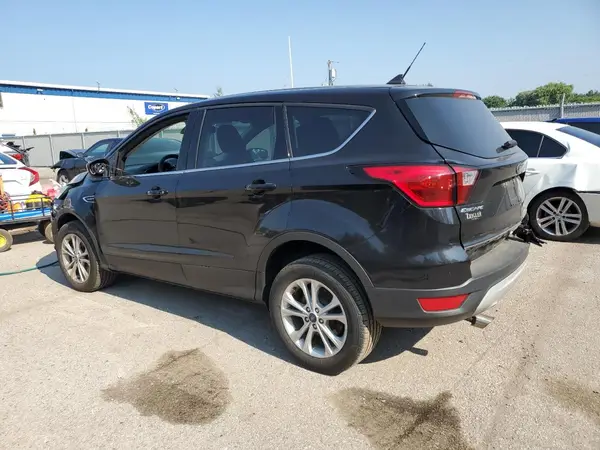 1FMCU9GD5KUB25744 2019 FORD ESCAPE - Image 2