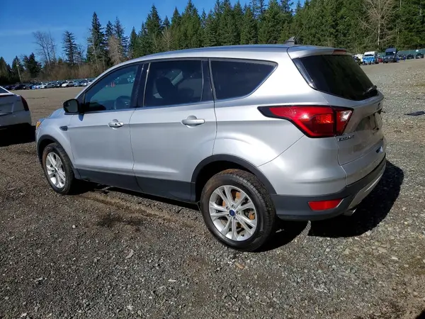 1FMCU9GD5KUB28885 2019 FORD ESCAPE - Image 2