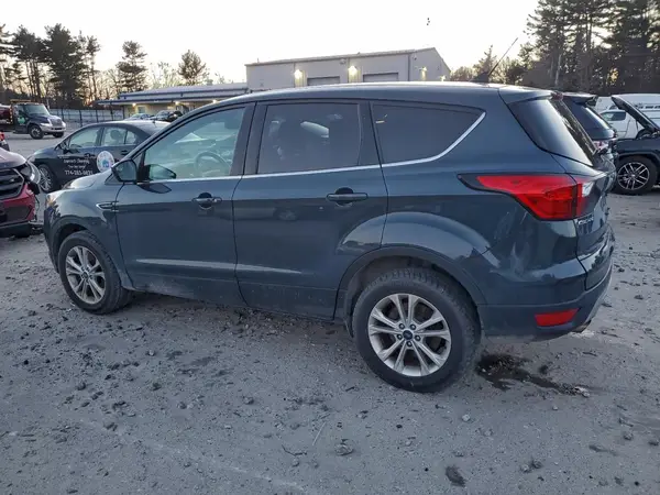1FMCU9GD5KUB32418 2019 FORD ESCAPE - Image 2