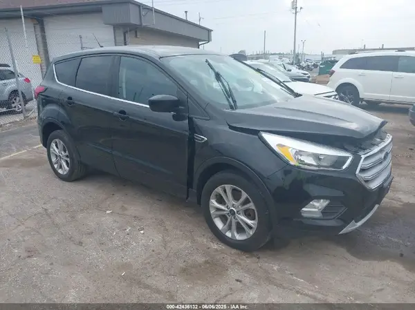1FMCU9GD5KUB37179 2019 FORD ESCAPE - Image 1