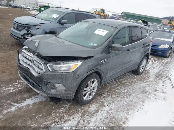 1FMCU9GD5KUB38428 2019 FORD ESCAPE - Image 2