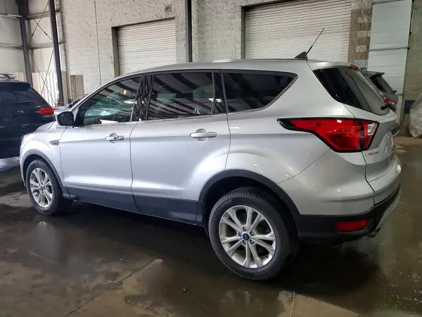 1FMCU9GD5KUB61000 2019 FORD ESCAPE - Image 2