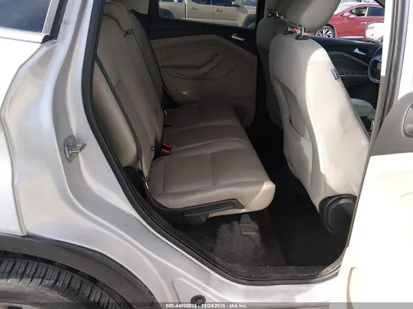 1FMCU9GD5KUB65175 2019 FORD ESCAPE - Image 8