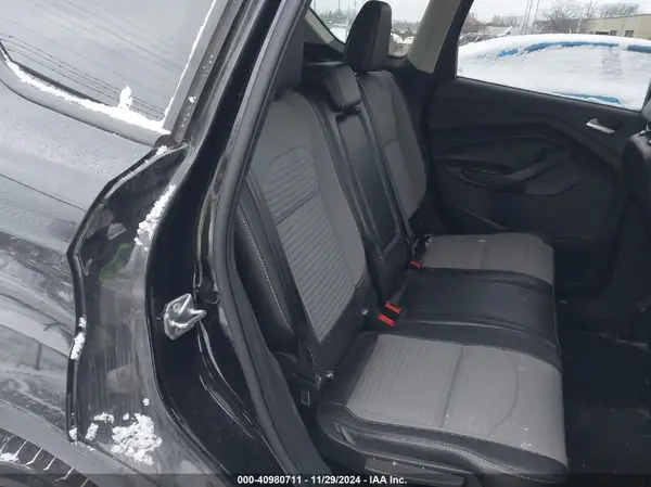 1FMCU9GD5KUC24046 2019 FORD ESCAPE - Image 8