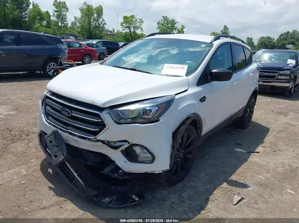 1FMCU9GD5KUC33846 2019 FORD ESCAPE - Image 2