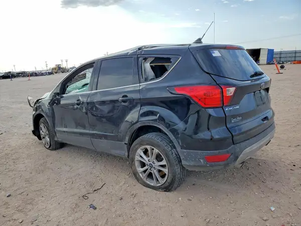 1FMCU9GD5KUC38013 2019 FORD ESCAPE - Image 2