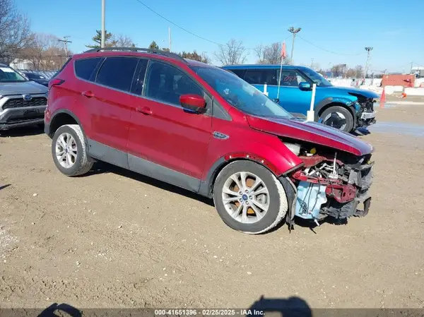 1FMCU9GD5KUC51358 2019 FORD ESCAPE - Image 1