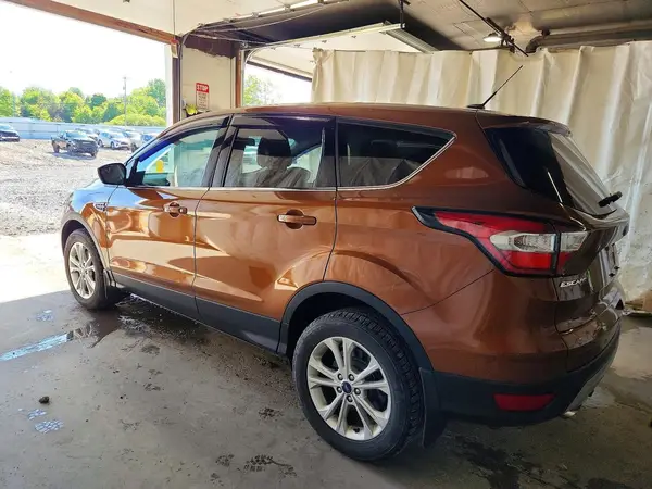 1FMCU9GD6HUA03337 2017 FORD ESCAPE - Image 2