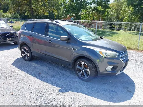 1FMCU9GD6HUA10501 2017 FORD ESCAPE - Image 1