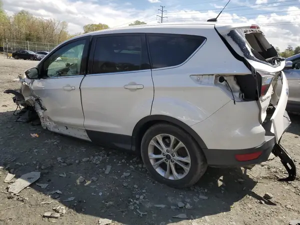 1FMCU9GD6HUA67846 2017 FORD ESCAPE - Image 2