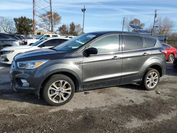 1FMCU9GD6HUA78815 2017 FORD ESCAPE - Image 1