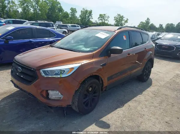 1FMCU9GD6HUA90429 2017 FORD ESCAPE - Image 2