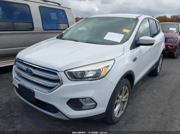 1FMCU9GD6HUB00425 2017 FORD ESCAPE - Image 2