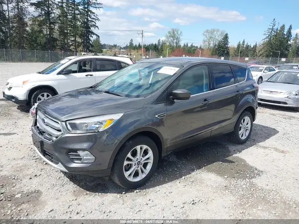 1FMCU9GD6HUB03230 2017 FORD ESCAPE - Image 2
