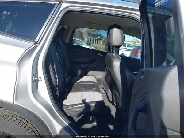 1FMCU9GD6HUB15734 2017 FORD ESCAPE - Image 8