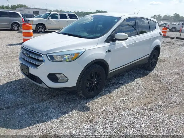 1FMCU9GD6HUC01027 2017 FORD ESCAPE - Image 2