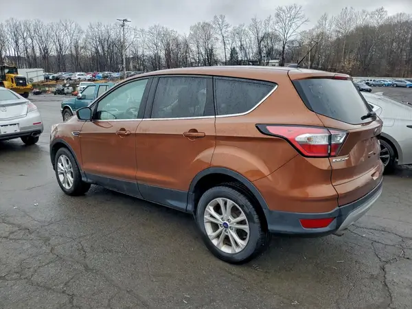 1FMCU9GD6HUC55105 2017 FORD ESCAPE - Image 2