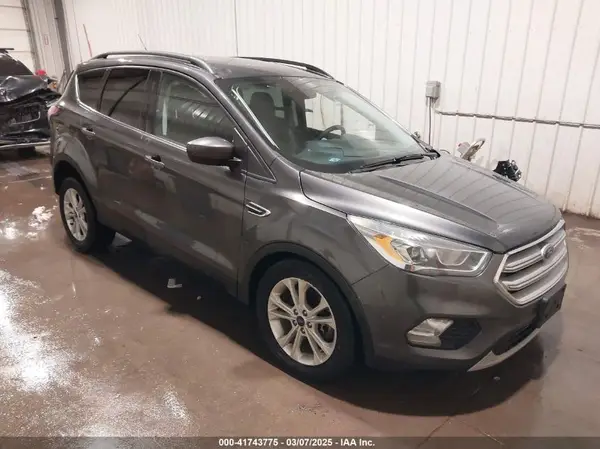 1FMCU9GD6HUC79257 2017 FORD ESCAPE - Image 1