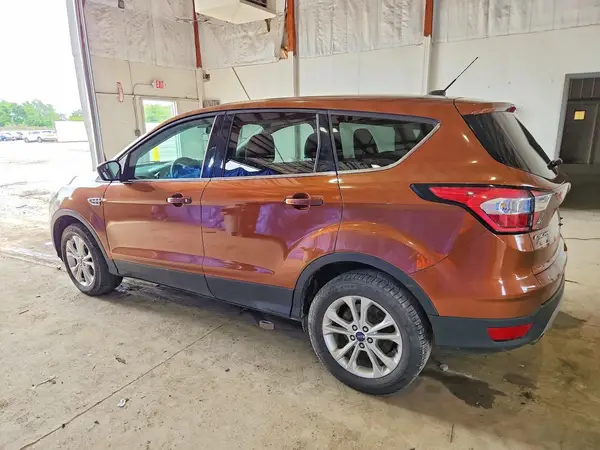 1FMCU9GD6HUC85799 2017 FORD ESCAPE - Image 2