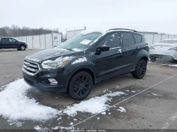 1FMCU9GD6HUD07817 2017 FORD ESCAPE - Image 2